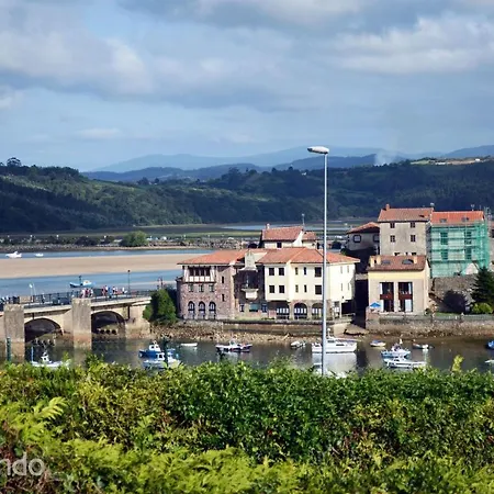 Semesterbostad Adosado Proa - Parking Y Jardin Con Impresionantes Vistas A La Ria De San Vicente De La Barquera