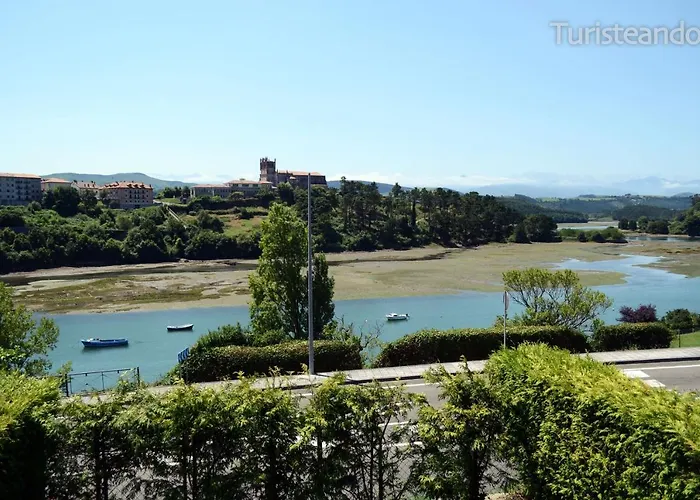 Adosado Proa: Seaside Retreat With Garden And Ria Views * San Vicente De La Barquera